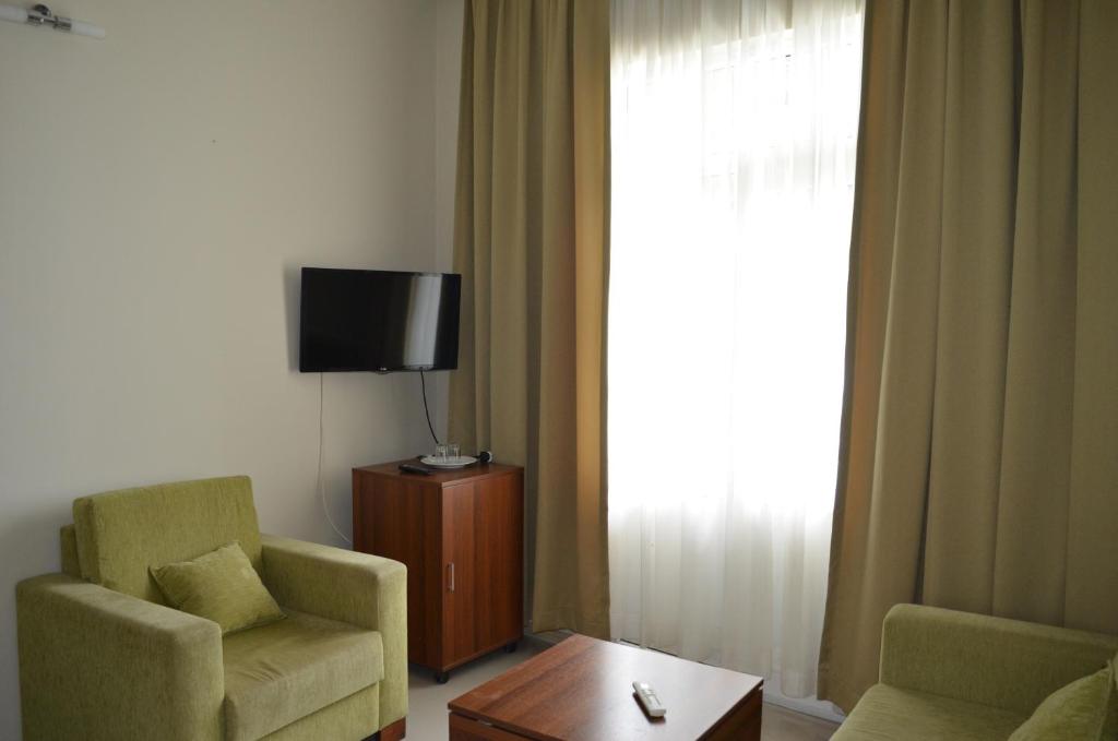 Green House Hotel room 1